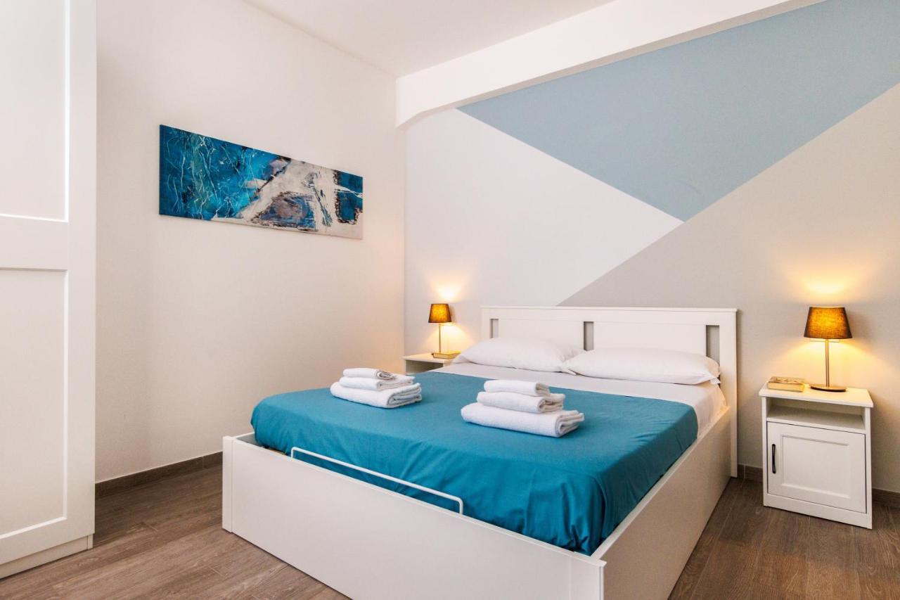 Blue Apartment Messina Buitenkant foto